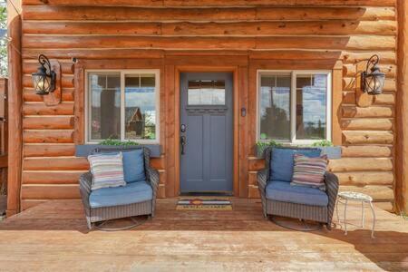 Cabin~Views~Heart Of Town~W&D~Fireplace~Kitchen Woodland Park Exteriér fotografie